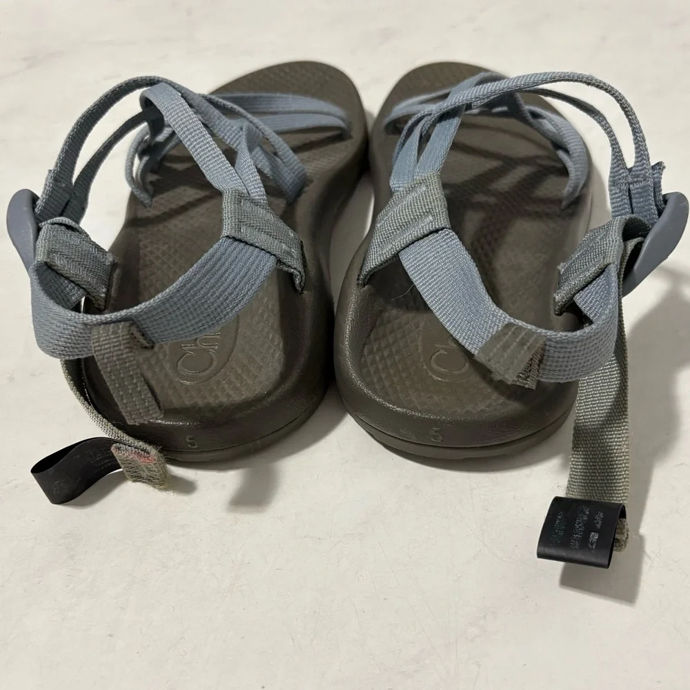 Chaco Kids Light‎ Blue Strappy Hiking Sandals Size 5 Outdoor Travel Granola